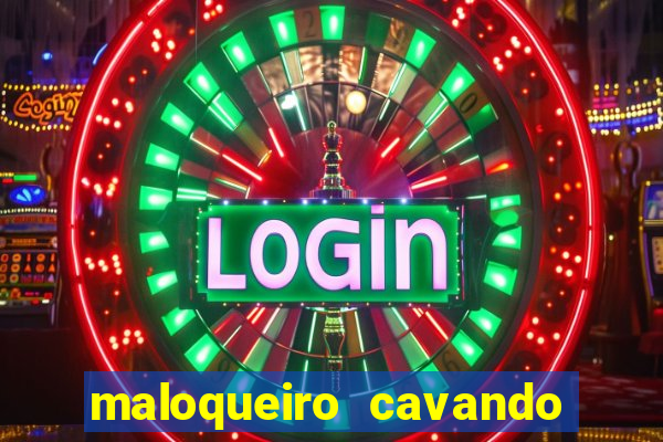 maloqueiro cavando cova censurado