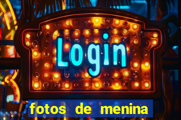 fotos de menina fake cacheada