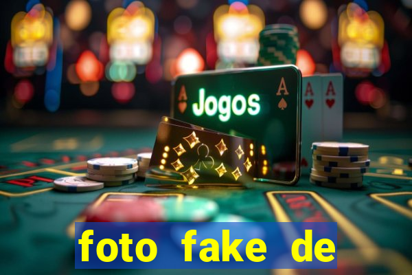 foto fake de mulher no espelho