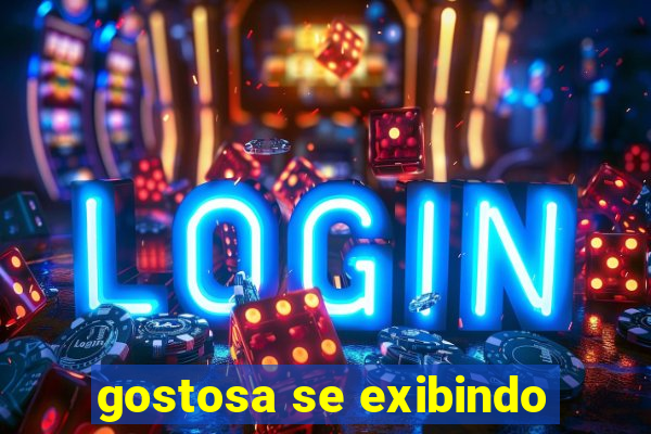 gostosa se exibindo