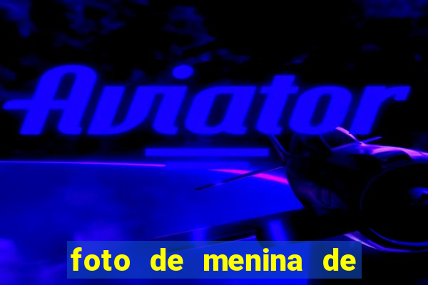foto de menina de 14 anos no espelho