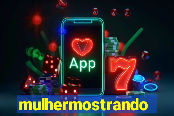 mulhermostrandoopeito